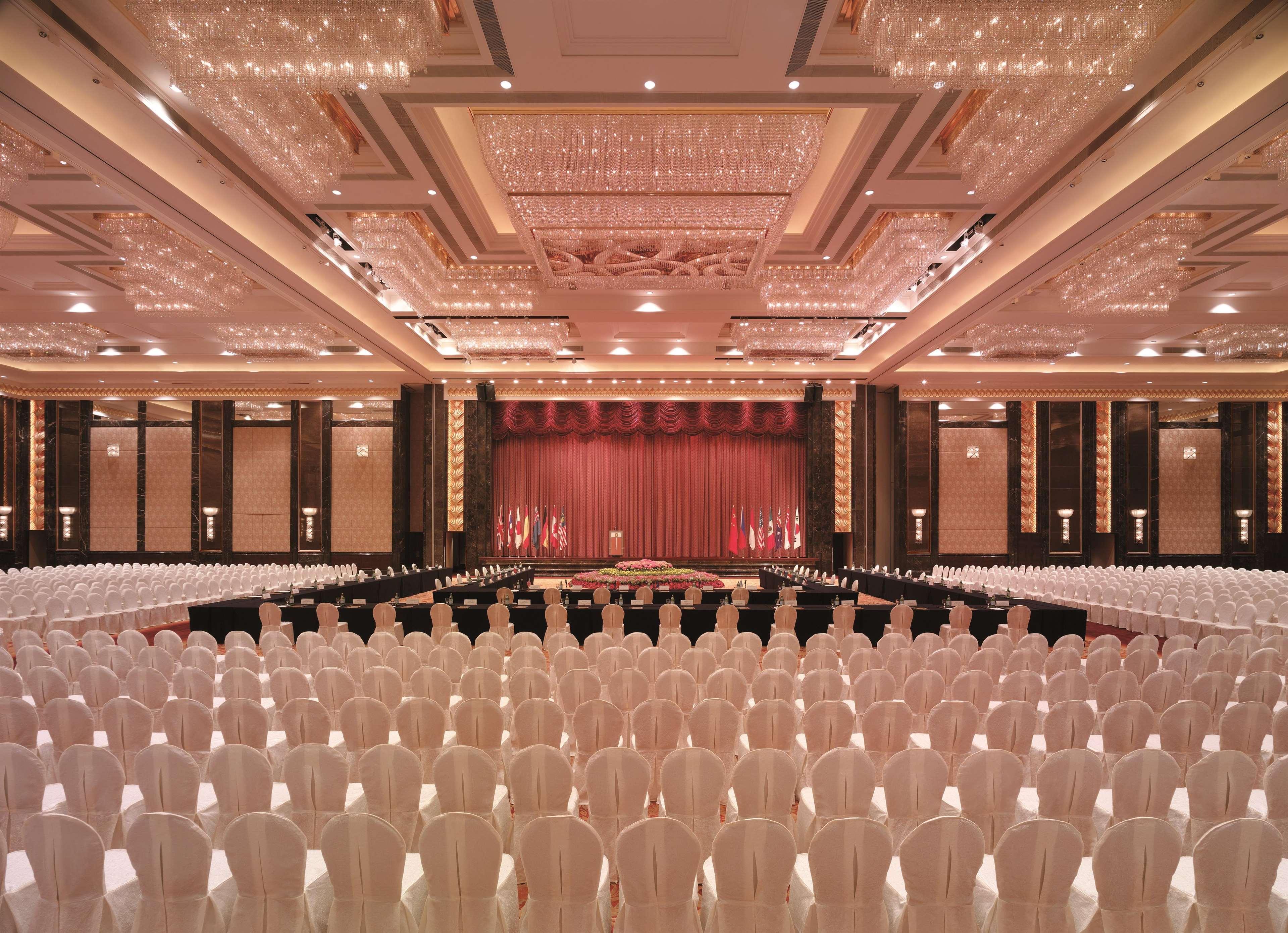 Shangri-La Guangzhou-3 Minutes By Walking To Canton Fair Complex Екстериор снимка