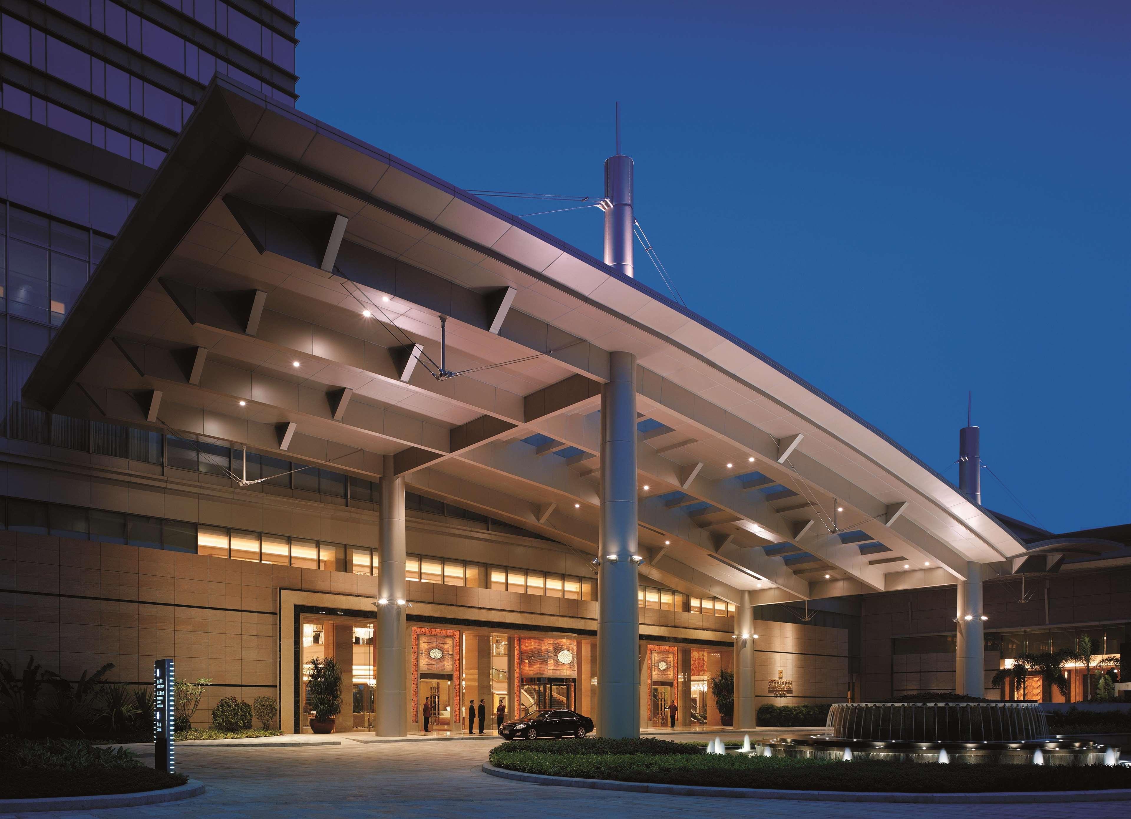 Shangri-La Guangzhou-3 Minutes By Walking To Canton Fair Complex Екстериор снимка