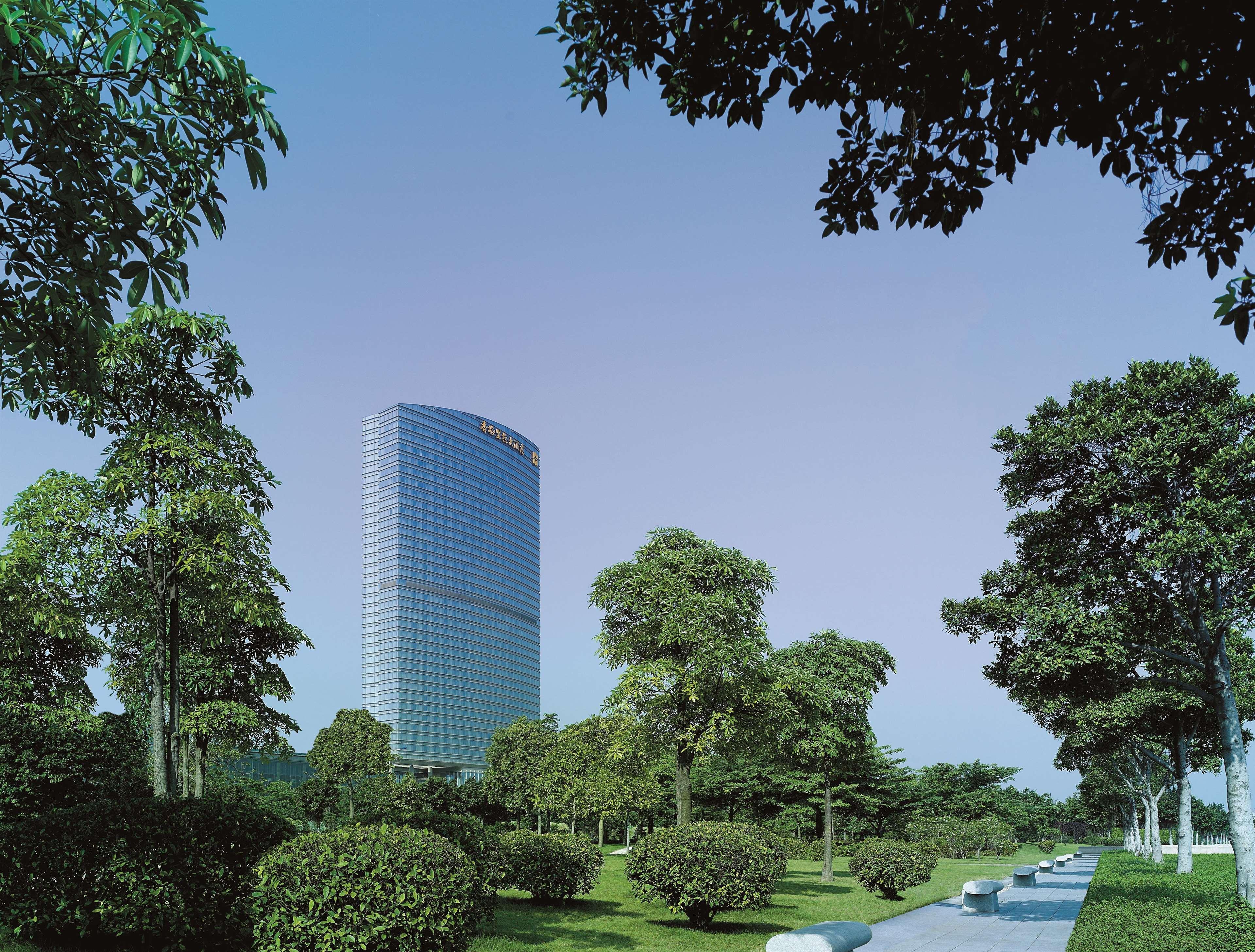 Shangri-La Guangzhou-3 Minutes By Walking To Canton Fair Complex Екстериор снимка